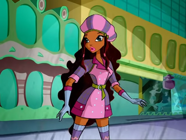 Aisha's outfit - closeup
